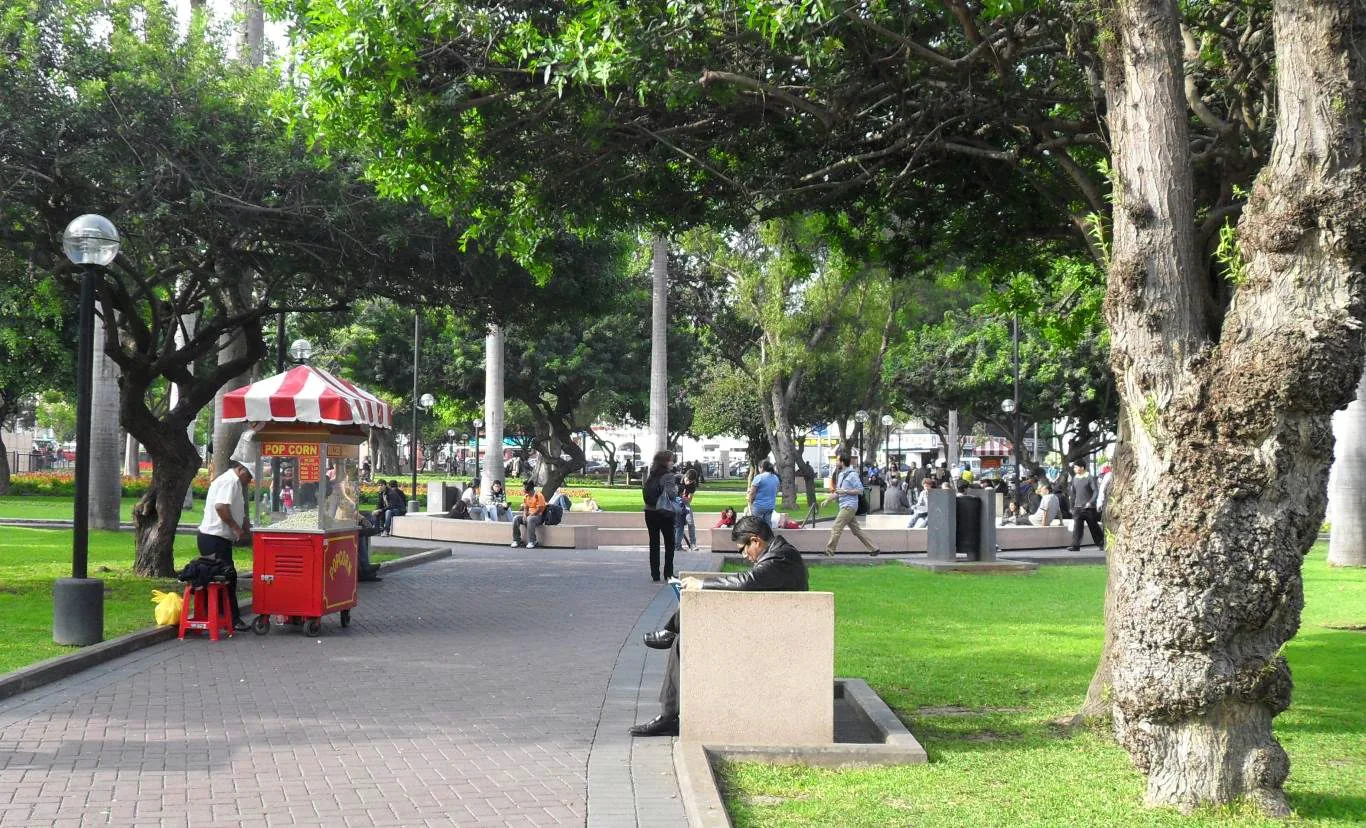 Cooking Classes Near Kennedy Park Miraflores: Walking Distances